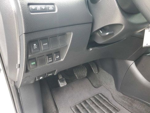 Used 2015 Nissan Rogue S image 30