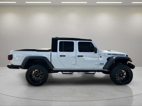 Used 2021 Jeep Gladiator Rubicon AWD/4WD image 6