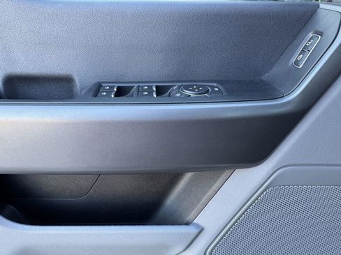 Used 2025 Ford F350 XLT image 11