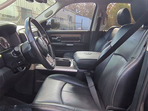 Used 2017 RAM 1500 Laramie w/ Convenience Group image 12