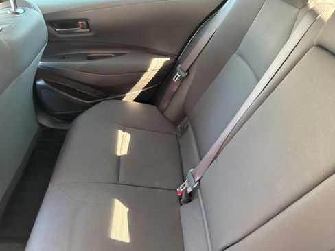Used 2022 Toyota Corolla LE FWD image 20