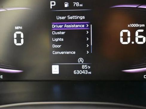 Used 2023 Kia Soul LX w/ LX Technology Package FWD image 28