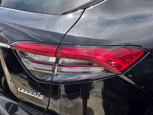 Used 2023 Maserati Levante GT AWD/4WD image 9