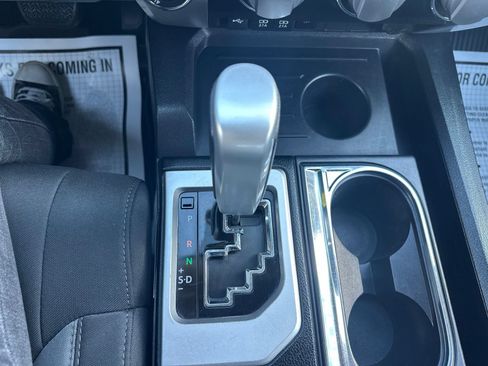 Used 2020 Toyota Tundra SR5 w/ SR5 Upgrade Package AWD/4WD image 62