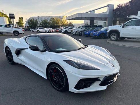 Used 2023 Chevrolet Corvette Stingray Coupe w/ 1LT RWD image 4