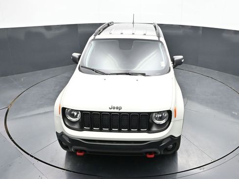 Used 2020 Jeep Renegade Trailhawk w/ UConnect 8.4 Nav Group image 33