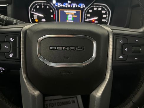 Used 2021 GMC Yukon Denali w/ Denali Premium Package image 80