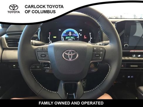 Used 2026 Toyota Camry SE FWD image 23