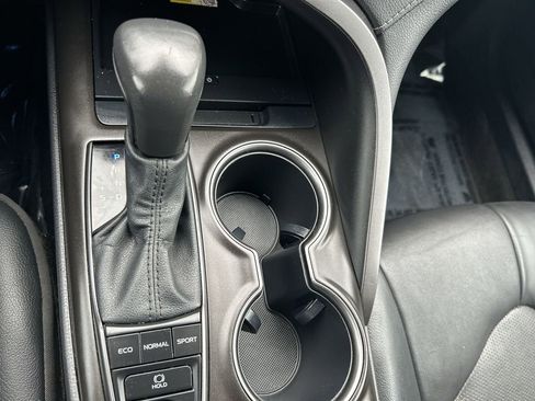 Used 2023 Toyota Camry XSE image 19