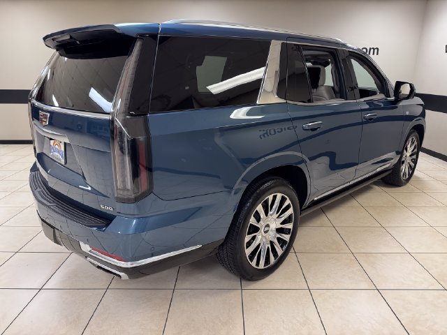 Used 2025 Cadillac Escalade Premium Luxury Platinum AWD/4WD image 6