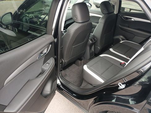 Used 2025 Buick Envision Sport Touring image 17