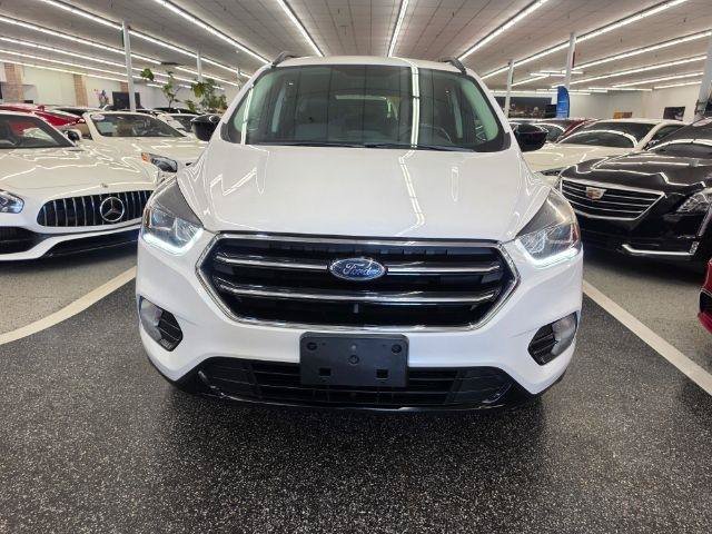 Used 2018 Ford Escape SE w/ SE Sport Appearance Package AWD/4WD image 3