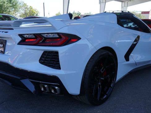 Used 2022 Chevrolet Corvette Stingray Preferred Conv w/ Z51 Performance Package RWD image 3