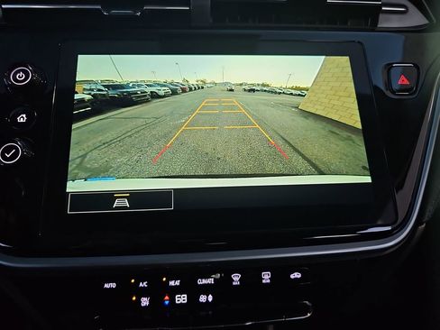 Used 2023 Chevrolet Bolt EUV LT w/ Driver Confidence Package image 13