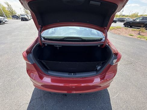 Used 2018 Hyundai Elantra SEL w/ Cargo Package FWD image 22