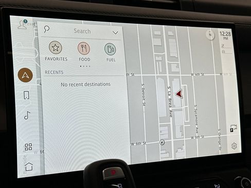 New 2026 Land Rover Defender 110 X-Dynamic SE image 20