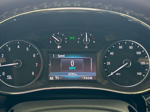 Used 2021 Buick Encore Preferred FWD image 41