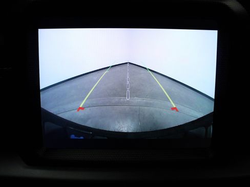 Used 2023 Jeep Wrangler Sahara image 27