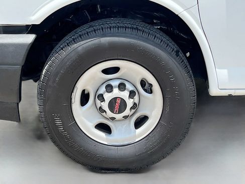 Used 2025 GMC Savana 2500 w/ Driver Convenience Package RWD image 26