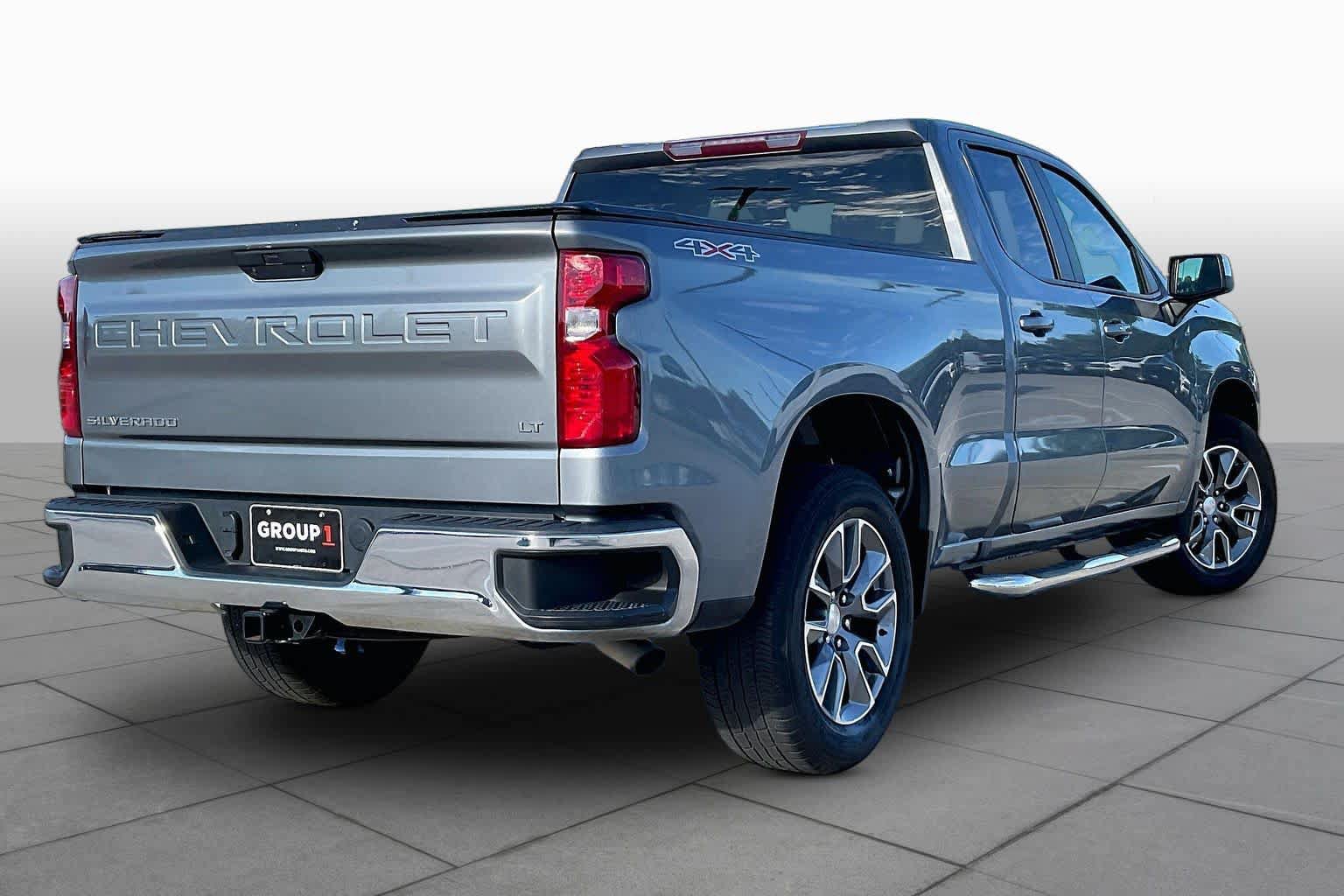 Used 2022 Chevrolet Silverado 1500 LT AWD/4WD image 13