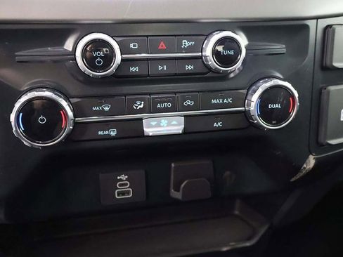 Used 2025 Ford F150 XLT w/ Equipment Group 301A Standard image 42