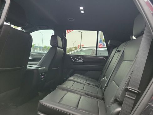 Used 2022 Chevrolet Tahoe LT image 16