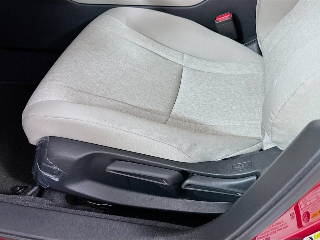 Used 2026 Honda Accord LX image 9