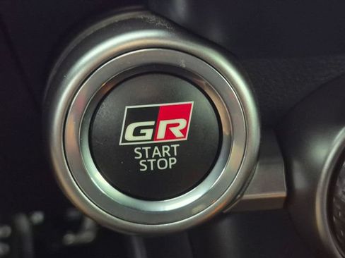 Used 2025 Toyota GR86 Premium RWD image 23