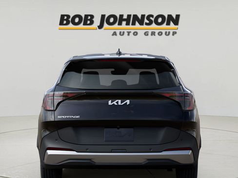 New 2026 Kia Sportage LX FWD image 9