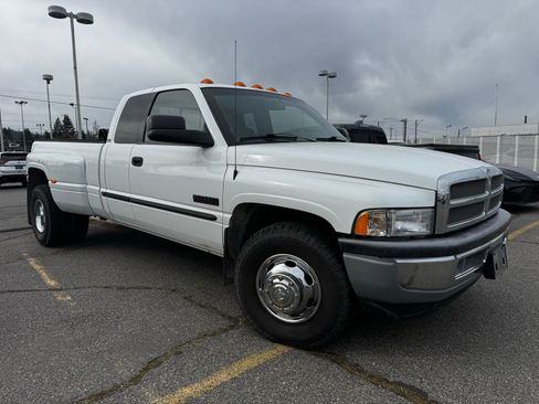 Used 2001 Dodge Ram 3500 Truck 2WD Quad Cab image 3