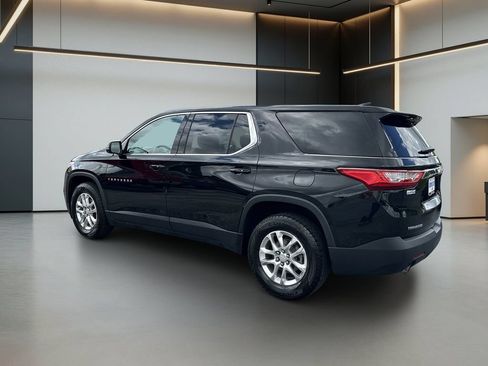 Used 2020 Chevrolet Traverse LS FWD image 3