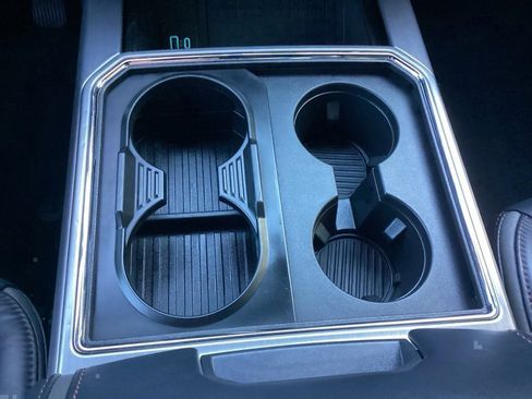 Used 2022 Ford F250 Platinum w/ FX4 Off-Road Package image 54