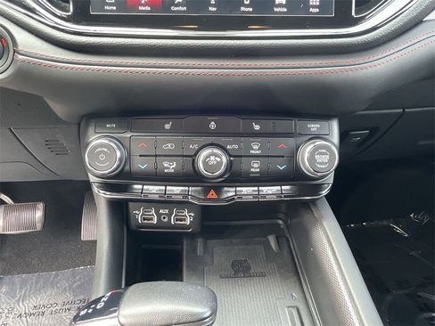 Used 2024 Dodge Durango R/T image 16