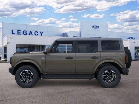 New 2026 Ford Bronco Outer Banks AWD/4WD image 3