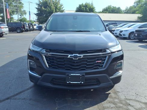Used 2023 Chevrolet Traverse RS AWD/4WD image 2