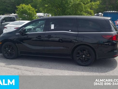 Used 2024 Honda Odyssey Sport image 17