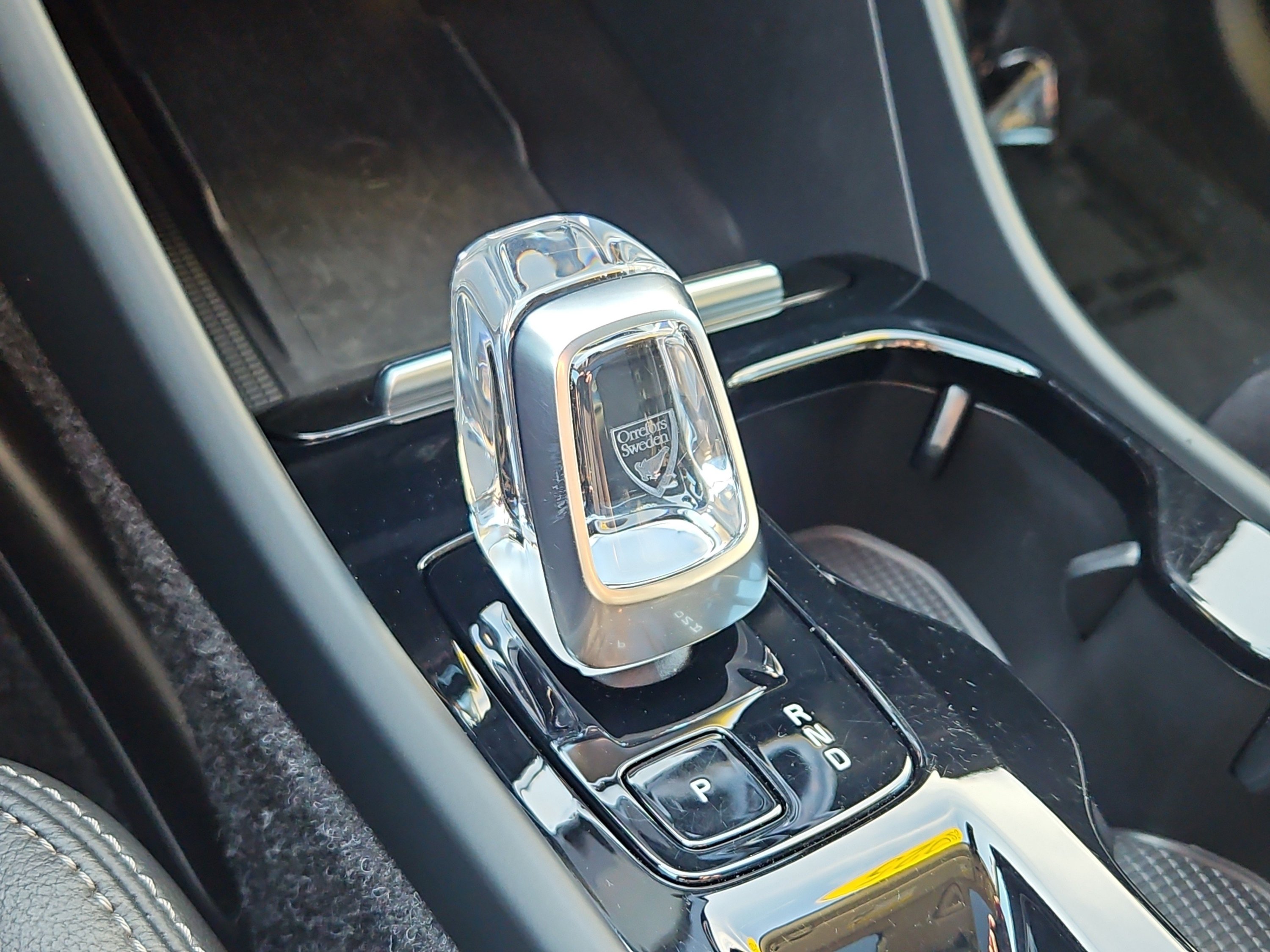 Used 2025 Volvo XC40 B5 Plus AWD/4WD image 23