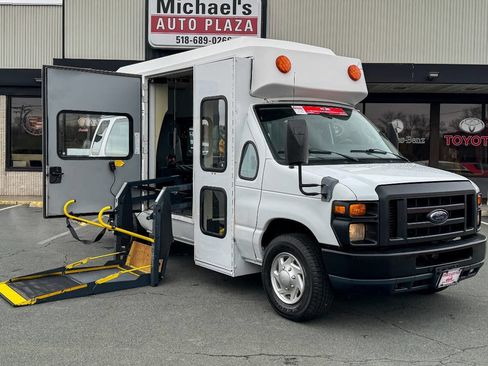 Used 2011 Ford E-350 and Econoline 350 Extended Super Duty w/ PWR Group RWD image 1