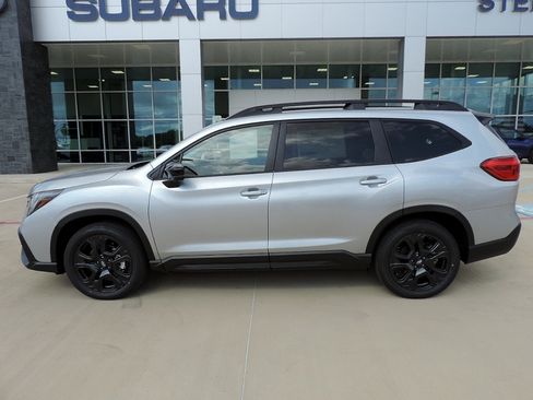 Certified 2025 Subaru Ascent Bronze Edition AWD/4WD image 8