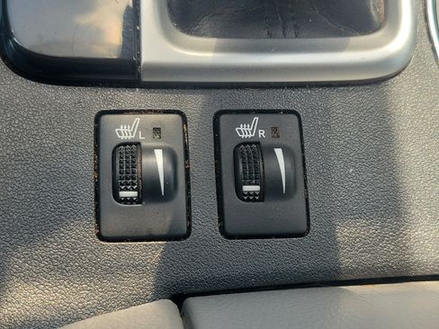 Used 2017 Toyota Highlander XLE FWD image 26