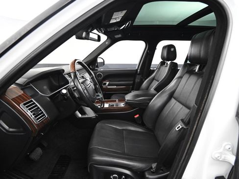 Used 2016 Land Rover Range Rover HSE image 32