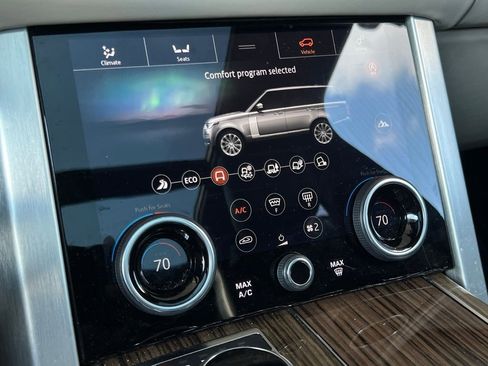 Used 2018 Land Rover Range Rover HSE image 47