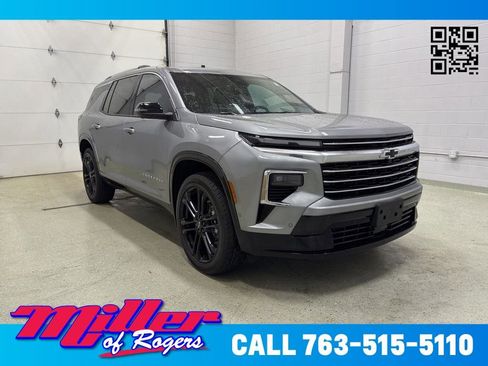 Used 2026 Chevrolet Traverse High Country AWD/4WD image 1