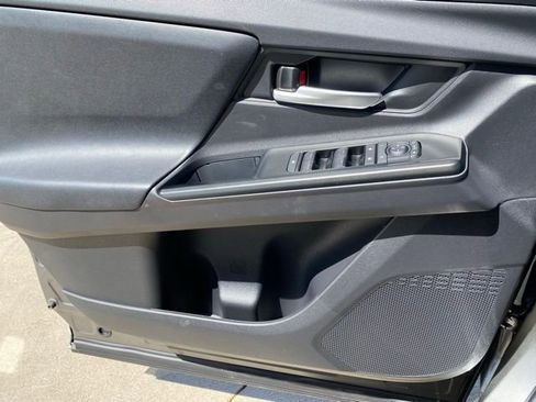 New 2026 Subaru Solterra Premium image 13