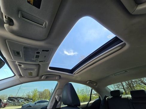 Used 2017 Lexus IS 300 AWD w/ Premium Package image 33