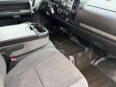 Used 2007 Chevrolet Silverado 2500 LT image 15