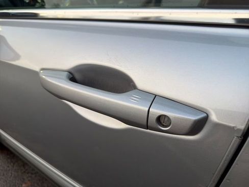 Used 2017 Honda CR-V EX-L image 16