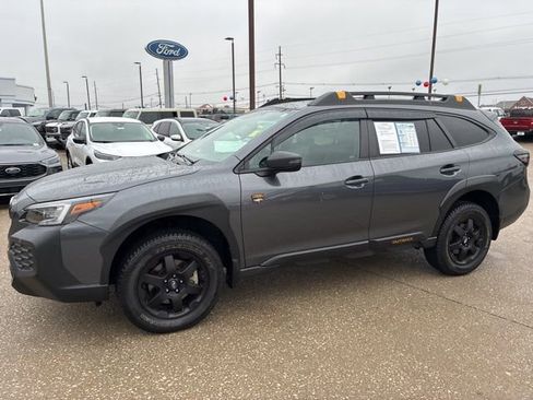 Used 2025 Subaru Outback Wilderness w/ Wilderness Package image 3
