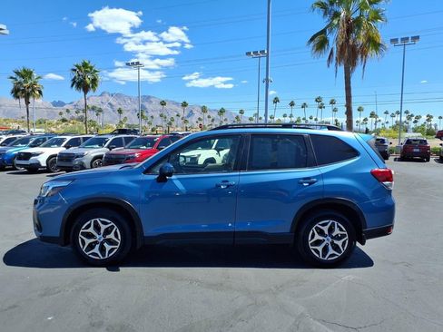 Used 2020 Subaru Forester Premium AWD/4WD image 14