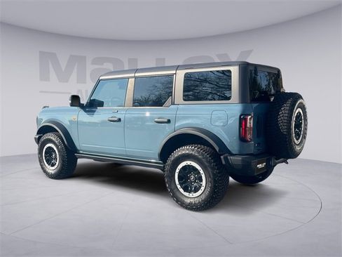 Used 2023 Ford Bronco Badlands image 5
